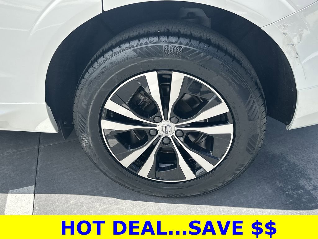 Used 2024 Volvo XC60 B5 Core AWD/4WD image 11
