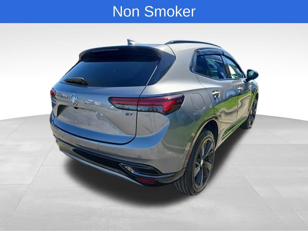 Used 2021 Buick Envision Essence w/ Sport Touring Package FWD image 5