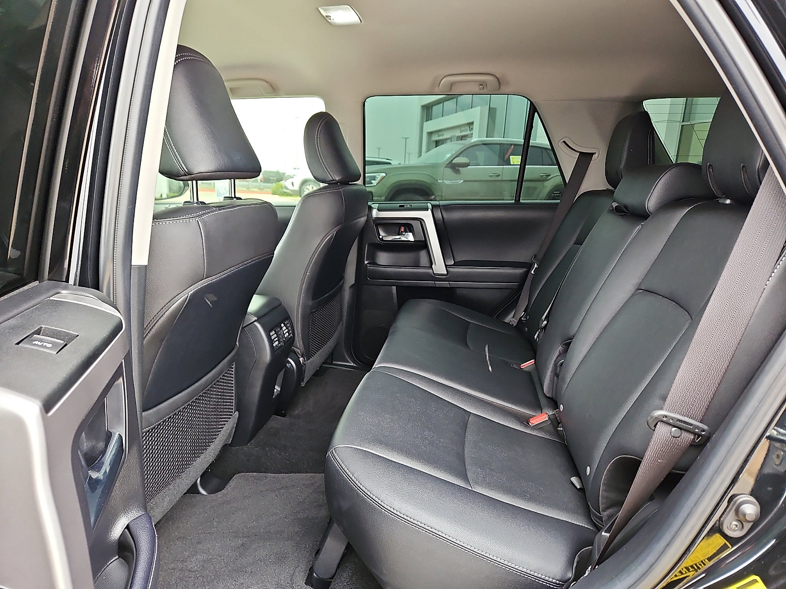 Used 2023 Toyota 4Runner TRD Sport image 11