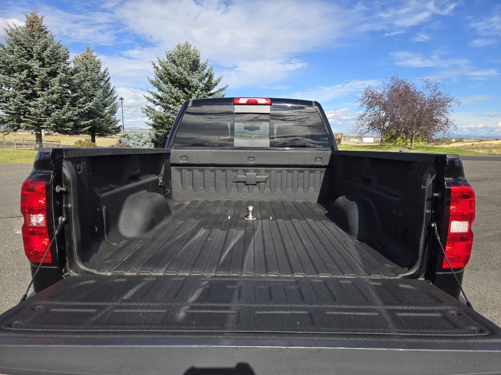 Used 2018 Chevrolet Silverado 3500 LTZ image 8