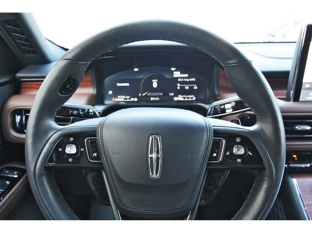 Used 2024 Lincoln Aviator Reserve w/ Elements Package Plus RWD image 15