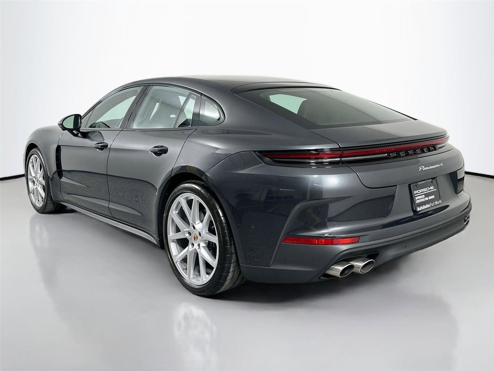 Certified 2025 Porsche Panamera 4 AWD/4WD image 3