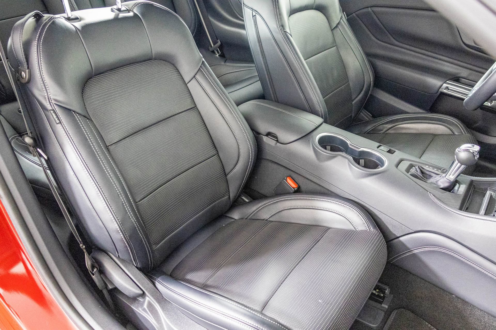 Used 2024 Ford Mustang GT Premium image 35