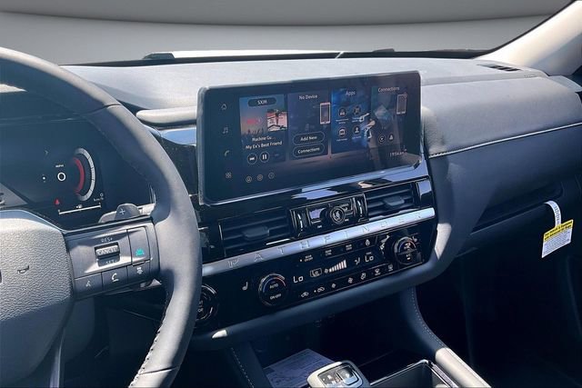 New 2026 Nissan Pathfinder SL FWD image 6