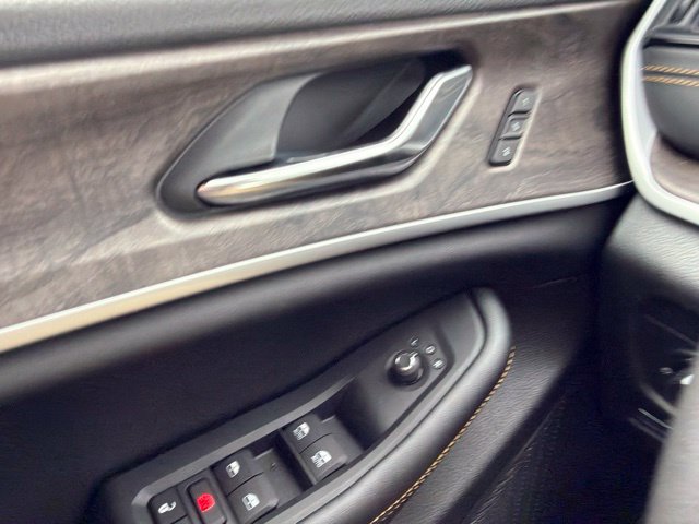 New 2026 Jeep Grand Cherokee Limited AWD/4WD image 21