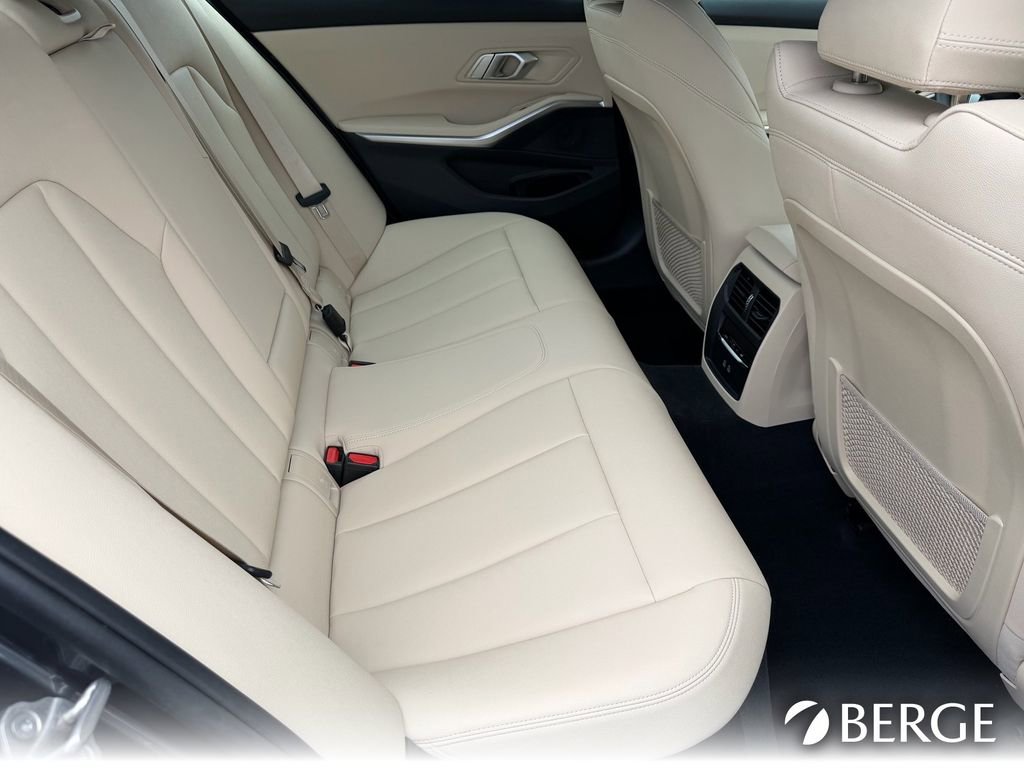 Used 2021 BMW 330e xDrive w/ Convenience Package image 17