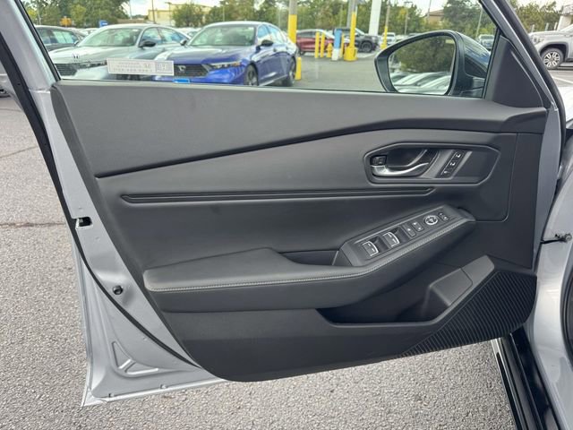 Used 2025 Honda Accord Sport image 14