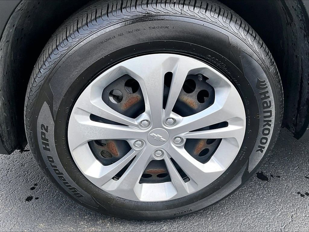 Used 2024 Chevrolet Trax LS FWD image 7