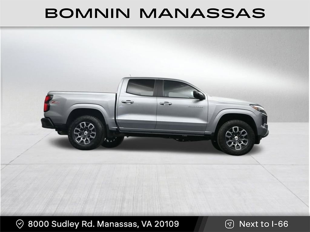 Used 2024 Chevrolet Colorado Z71 w/ Z71 Convenience Package 2 image 30
