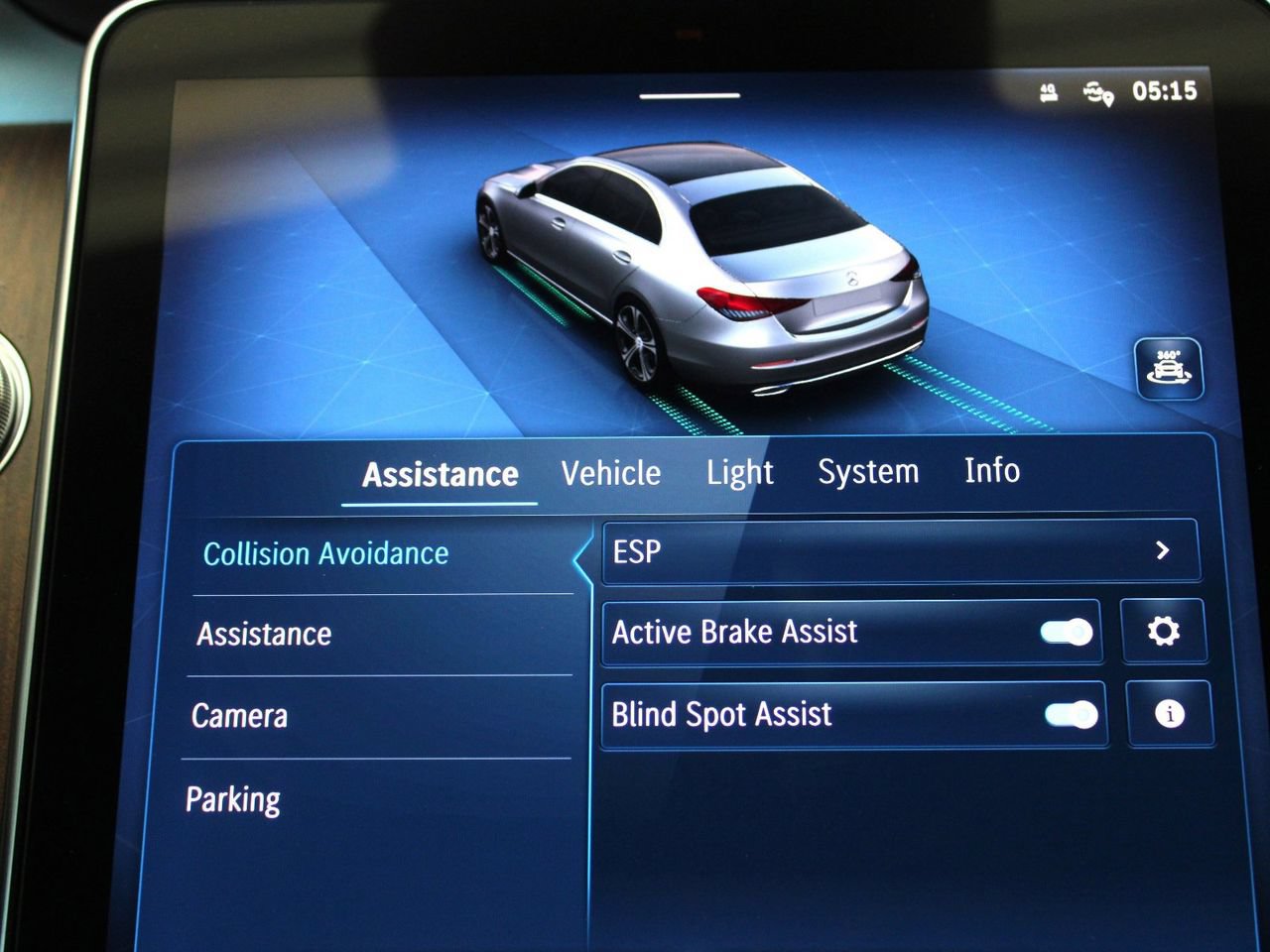 Used 2023 Mercedes-Benz C 300 Sedan image 38