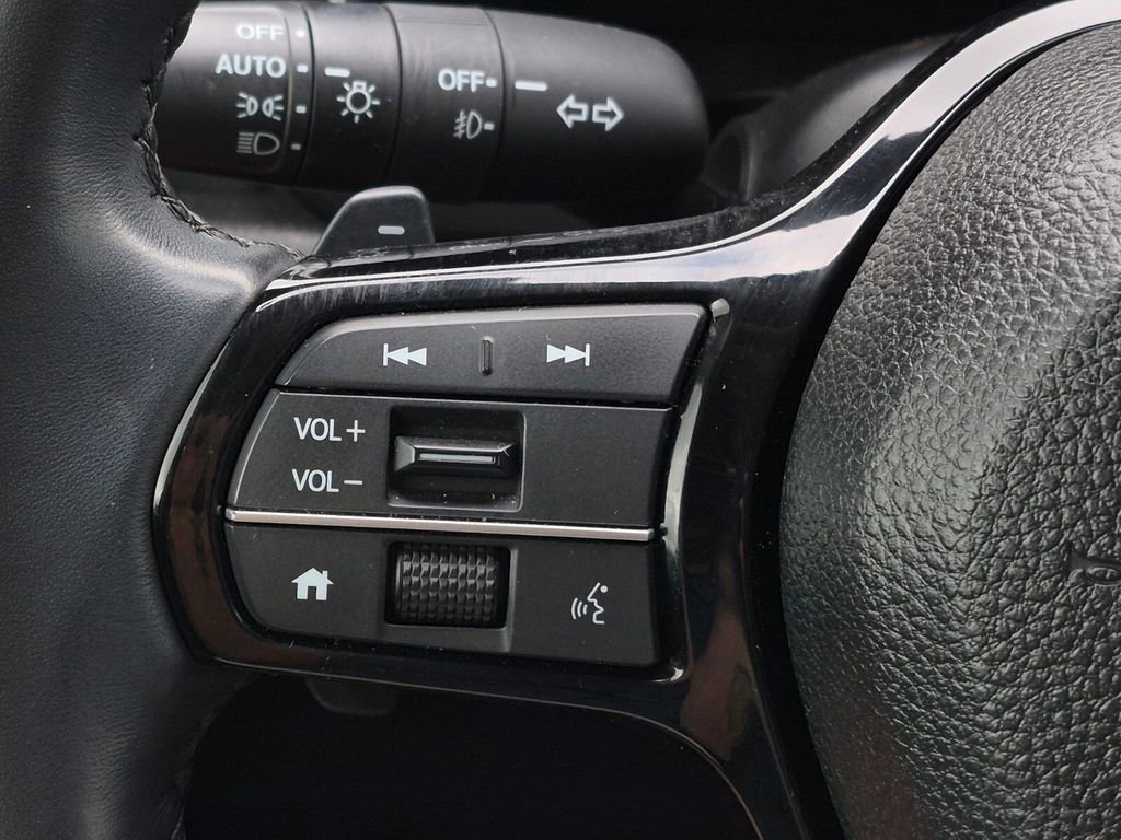 Used 2024 Honda Pilot Touring image 21
