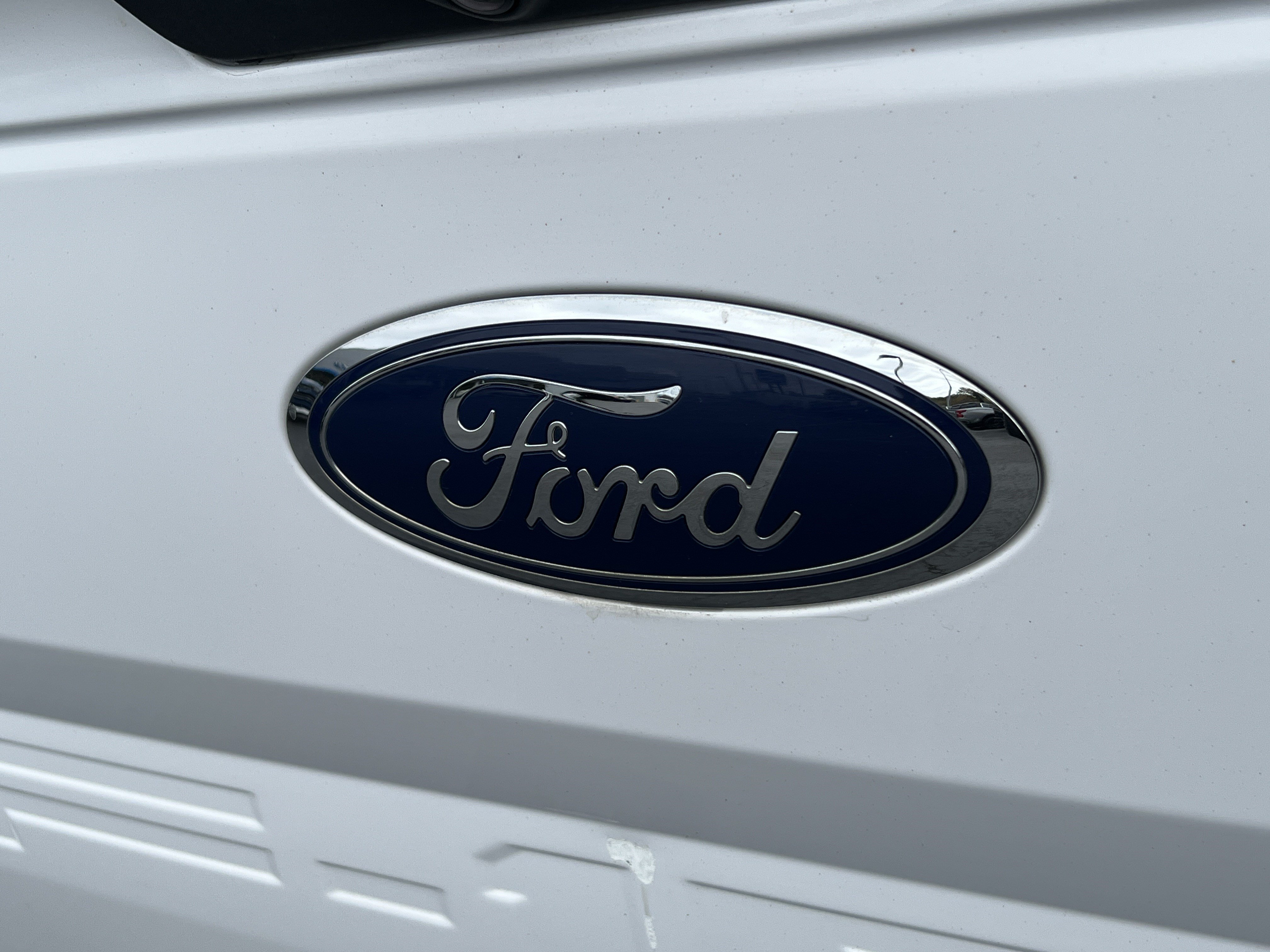 Used 2019 Ford F150 XLT w/ Trailer Tow Package AWD/4WD image 8