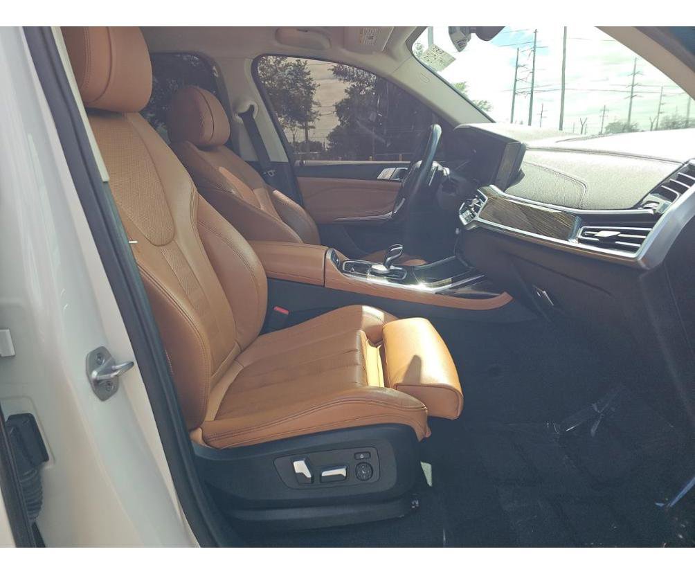 Used 2021 BMW X7 xDrive40i AWD/4WD image 10