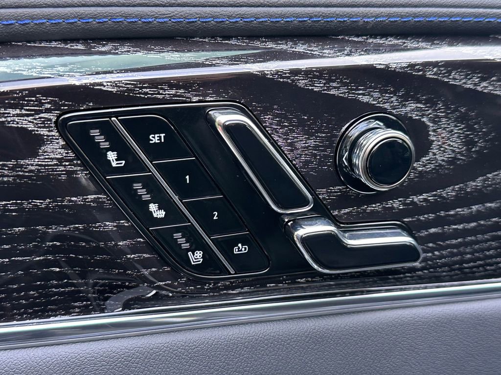 New 2026 Cadillac Escalade IQL Luxury AWD/4WD image 24