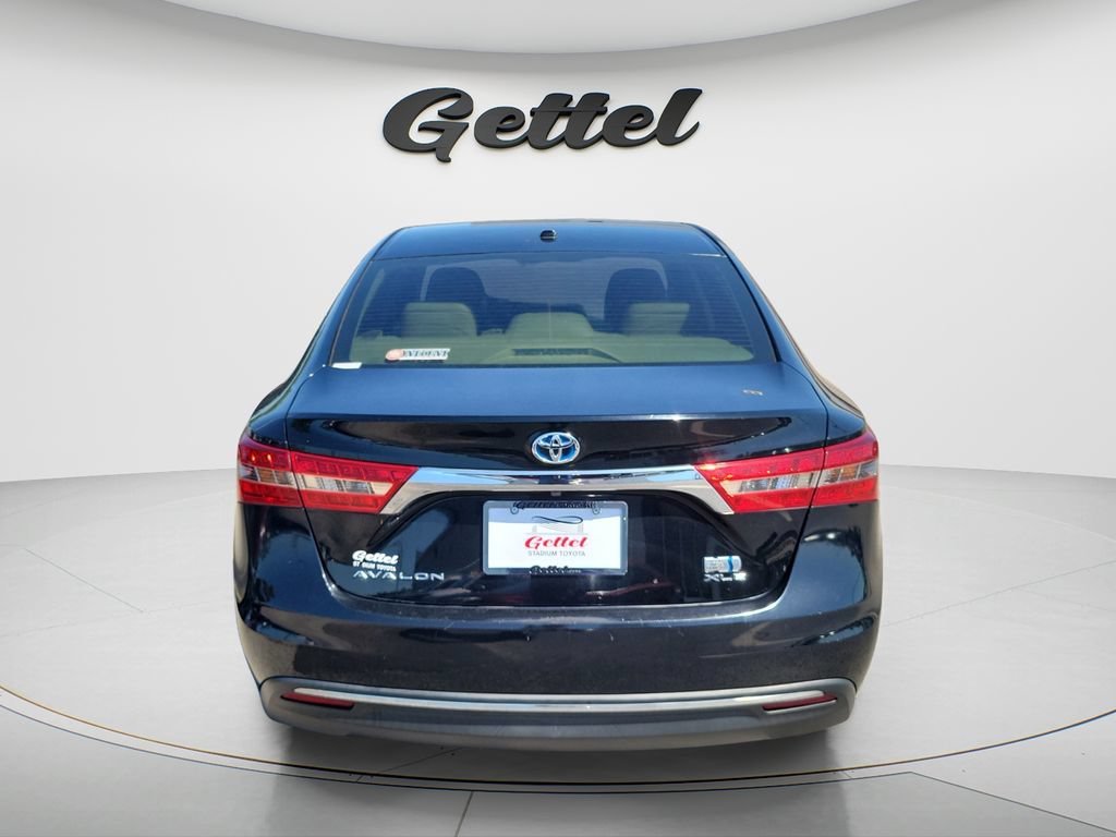 Used 2017 Toyota Avalon XLE Plus w/ Carpet Mat Package FWD image 6