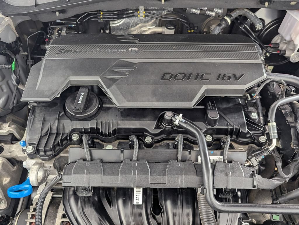 Certified 2025 Hyundai Kona SEL FWD image 11