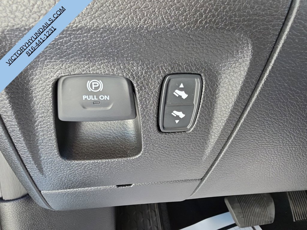 Used 2026 RAM 1500 Laramie AWD/4WD image 34