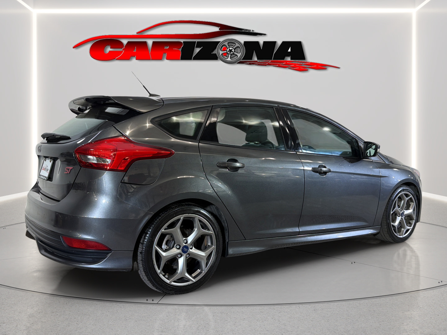 Used 2016 Ford Focus ST FWD image 5