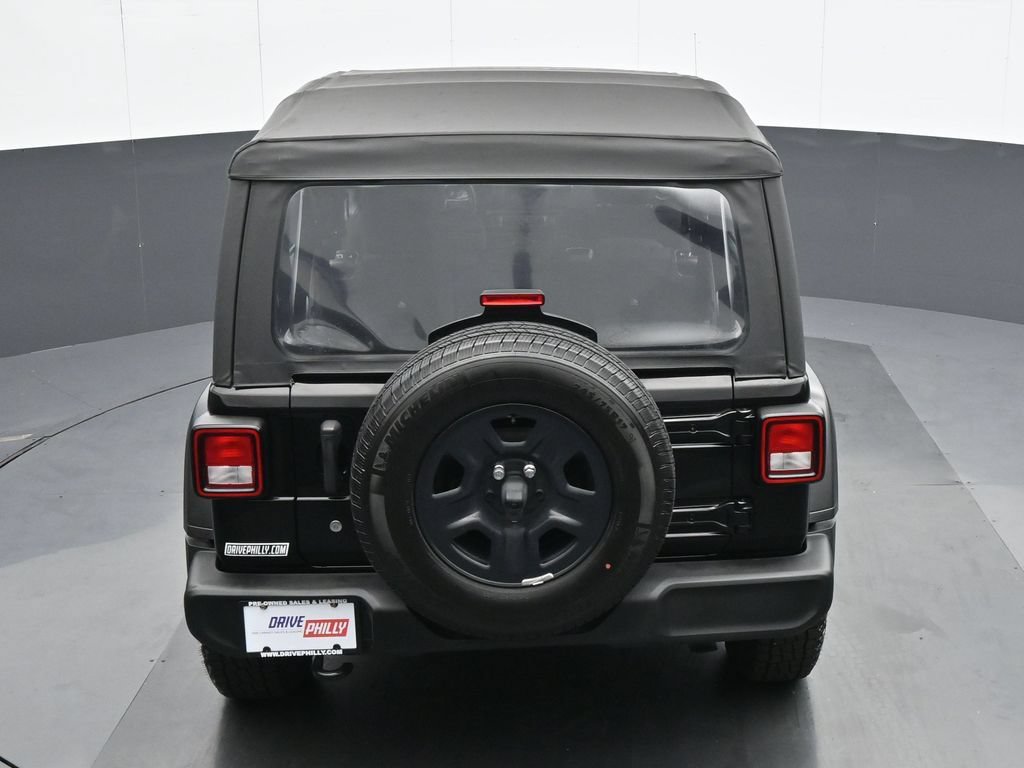 Used 2022 Jeep Wrangler Unlimited Sport AWD/4WD image 19