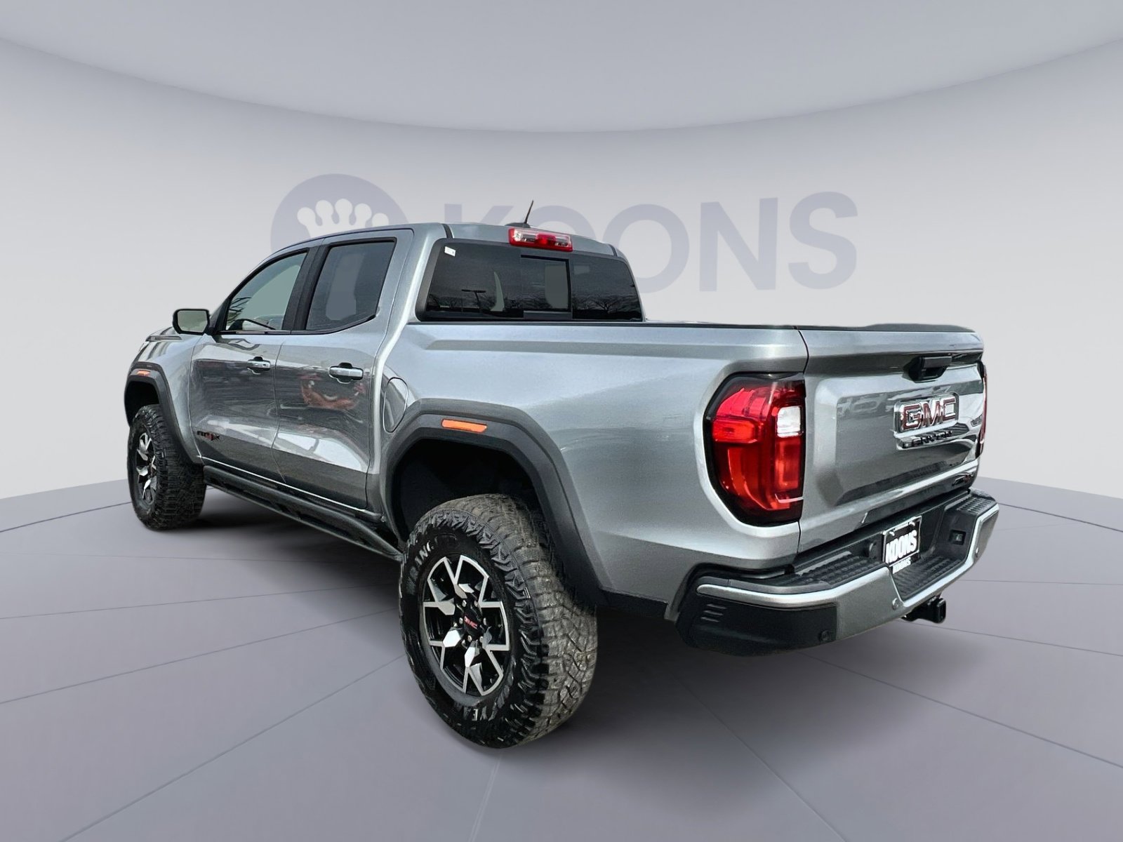 Used 2025 GMC Canyon AT4 w/ AT4X Package image 4