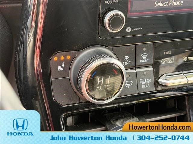 Used 2022 Toyota Highlander XSE image 26