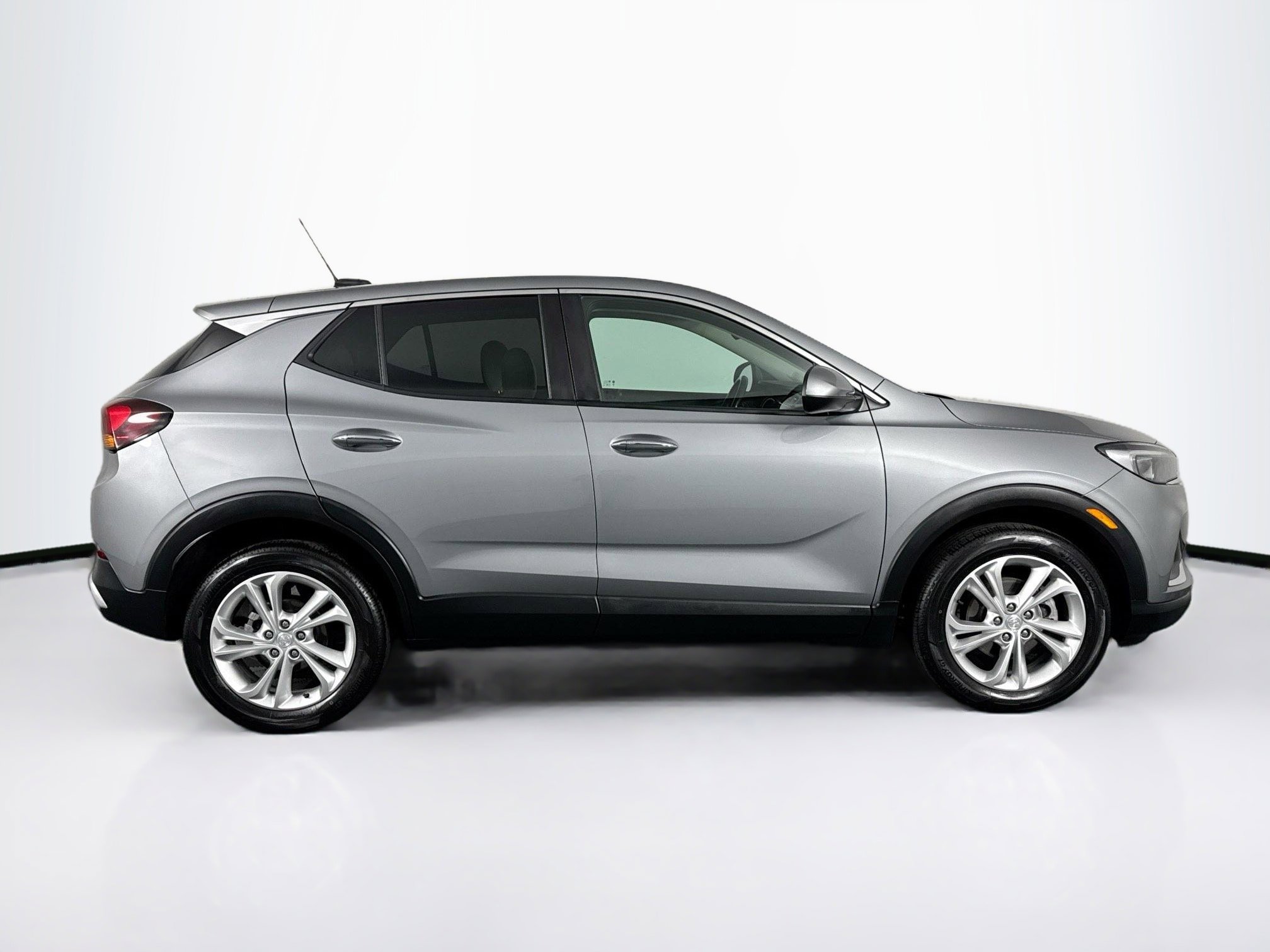 Used 2023 Buick Encore GX Preferred w/ Cold Weather Comfort Package FWD image 12