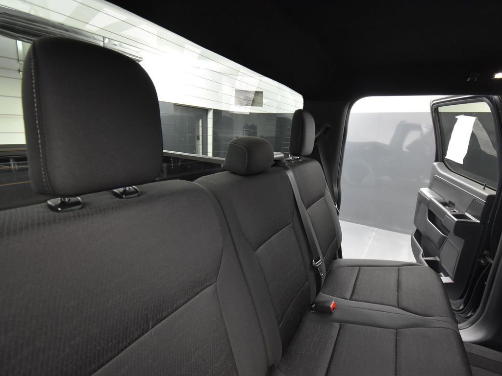 Used 2024 Ford F150 XLT w/ Bed Utility Package image 19