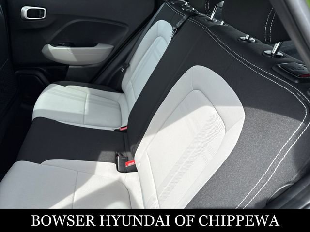 Certified 2023 Hyundai Venue SEL w/ Cargo Package image 10