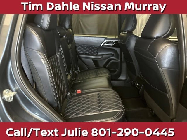Used 2024 Mitsubishi Outlander SEL AWD/4WD image 18