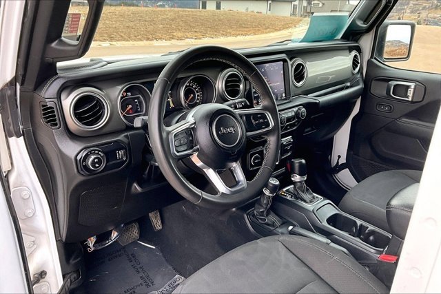 Used 2023 Jeep Gladiator Overland image 18