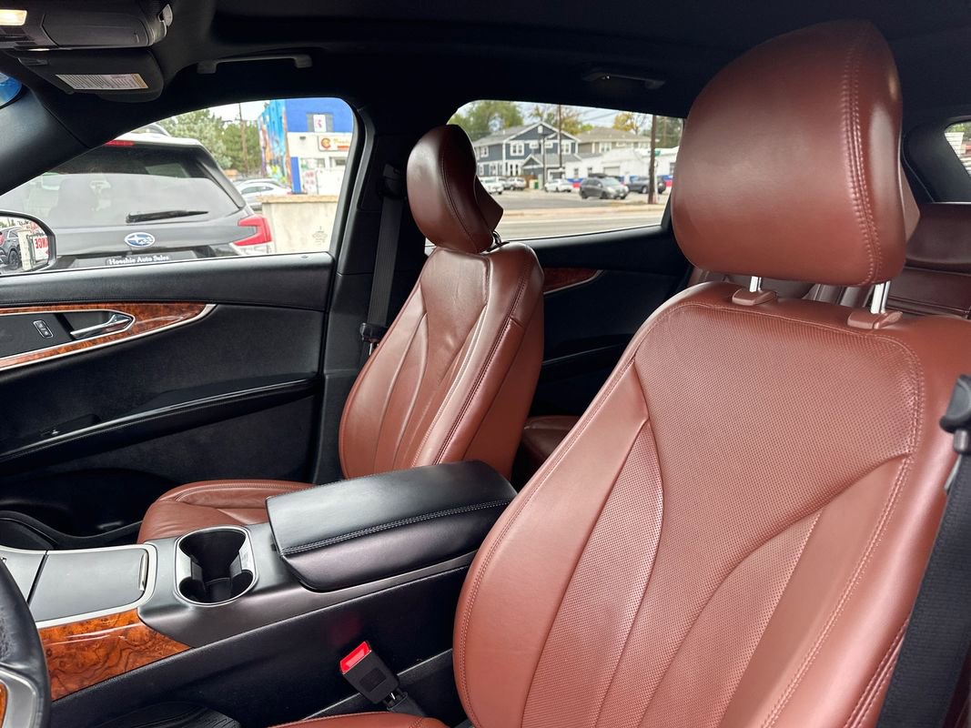 Used 2019 Lincoln Nautilus Reserve image 37