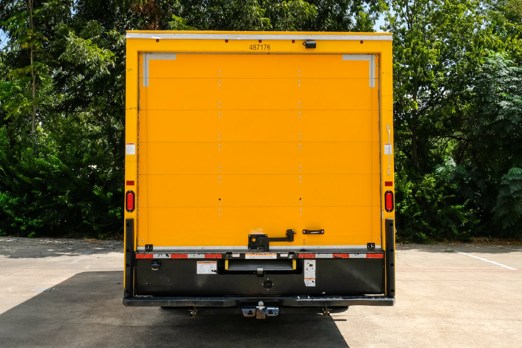 Used 2022 Ford E-350 and Econoline 350 Super Duty RWD image 9
