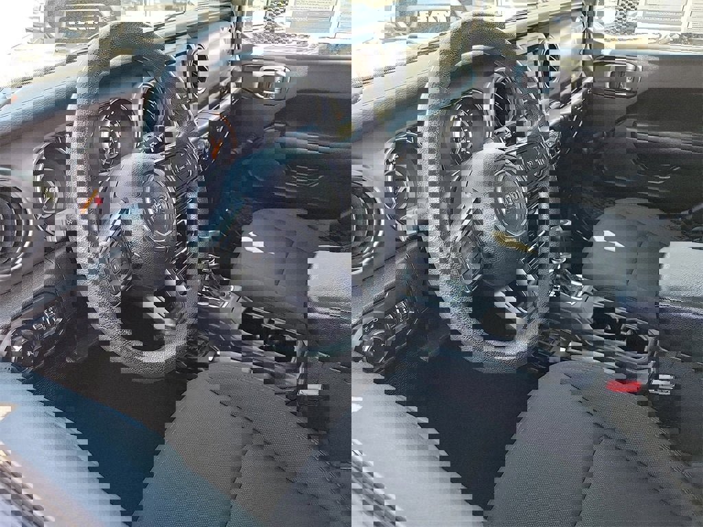 Used 2022 Jeep Wrangler Unlimited Sport image 3