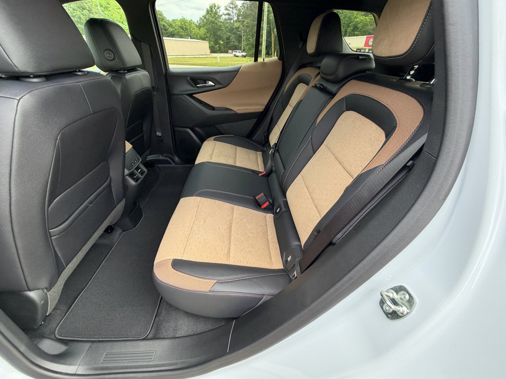 New 2026 Chevrolet Equinox ACTIV FWD image 22