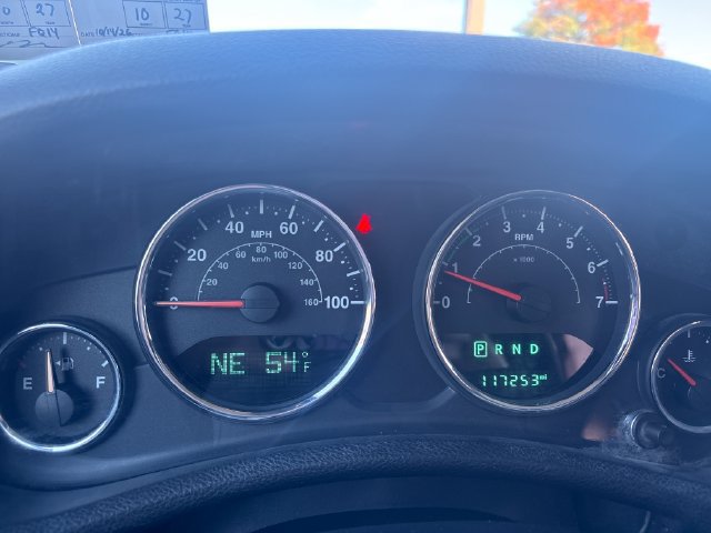 Used 2016 Jeep Wrangler Unlimited Sport w/ Connectivity Group AWD/4WD image 19