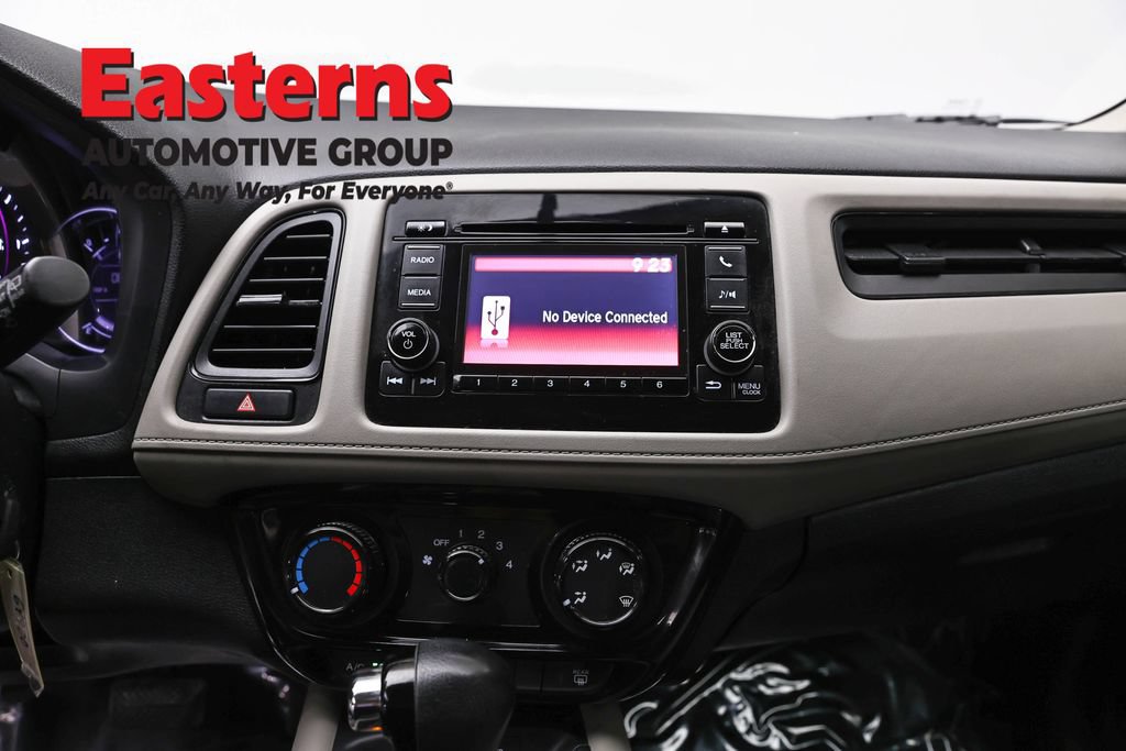 Used 2021 Honda HR-V LX image 11