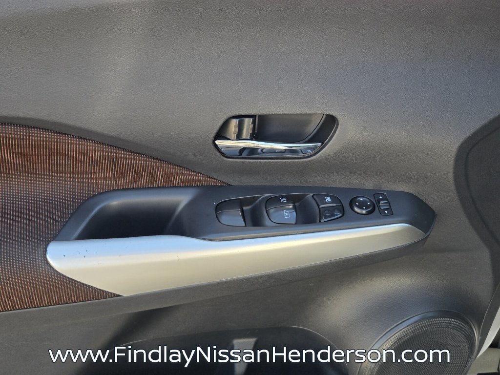 Used 2020 Nissan Kicks SR FWD image 20