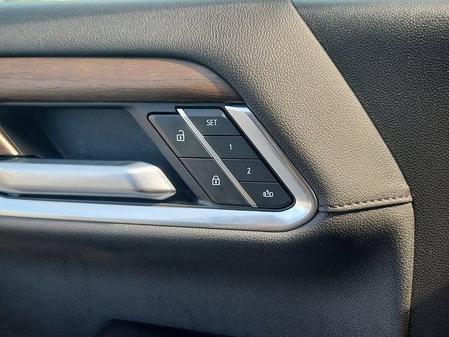 Used 2024 Chevrolet Silverado 2500 High Country w/ High Country Premium Package AWD/4WD image 19