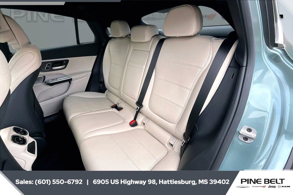 Used 2026 Mercedes-Benz GLC 300 4MATIC image 19