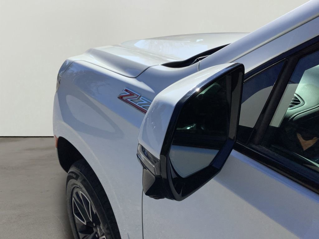 Used 2023 Chevrolet Tahoe Z71 w/ Luxury Package image 11