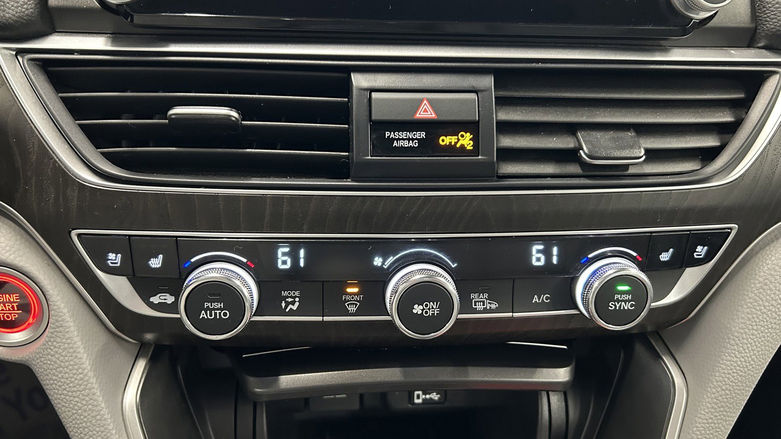 Used 2020 Honda Accord Touring image 32