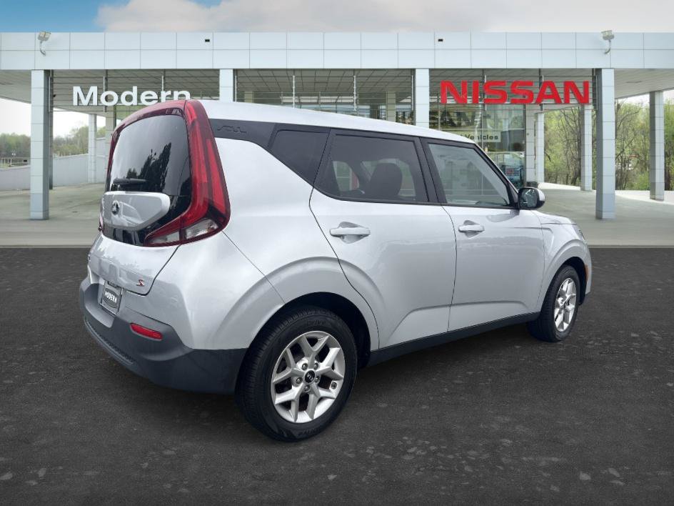 Used 2020 Kia Soul S FWD image 5