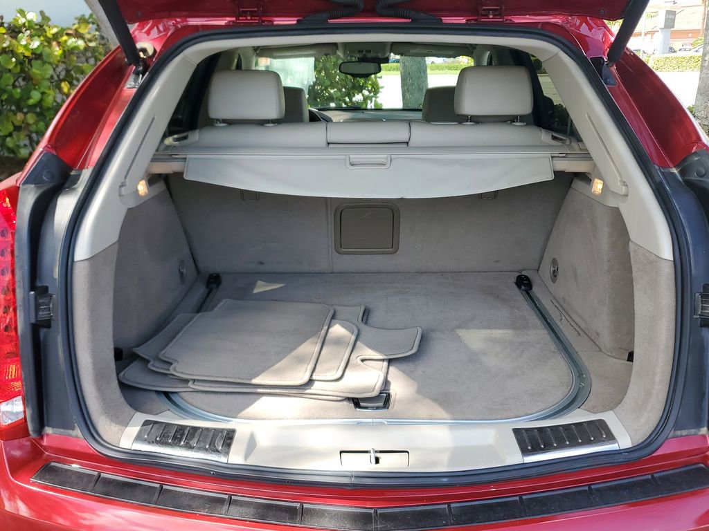 Used 2016 Cadillac SRX Luxury w/ Driver Awareness Package image 25