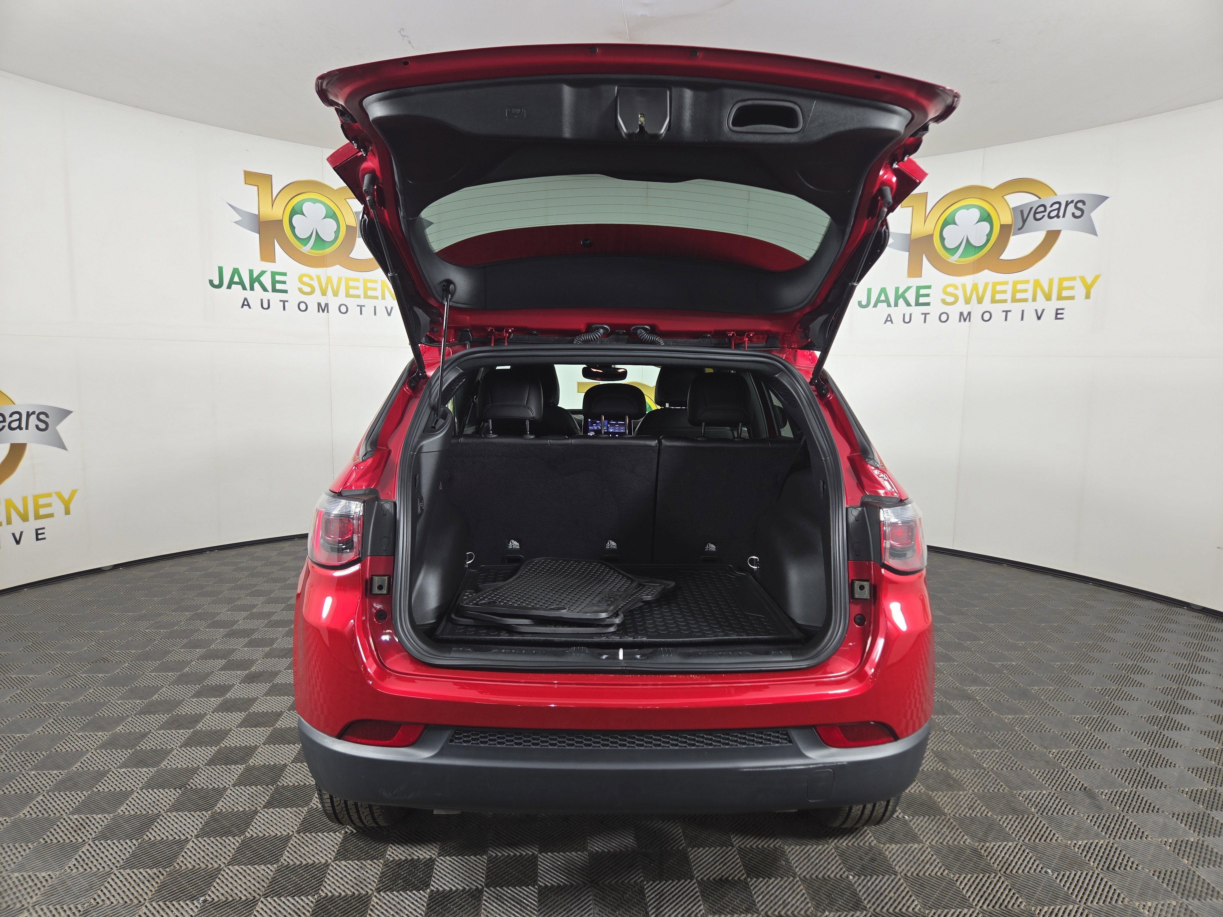 Used 2025 Jeep Compass Latitude w/ Convenience Group image 30