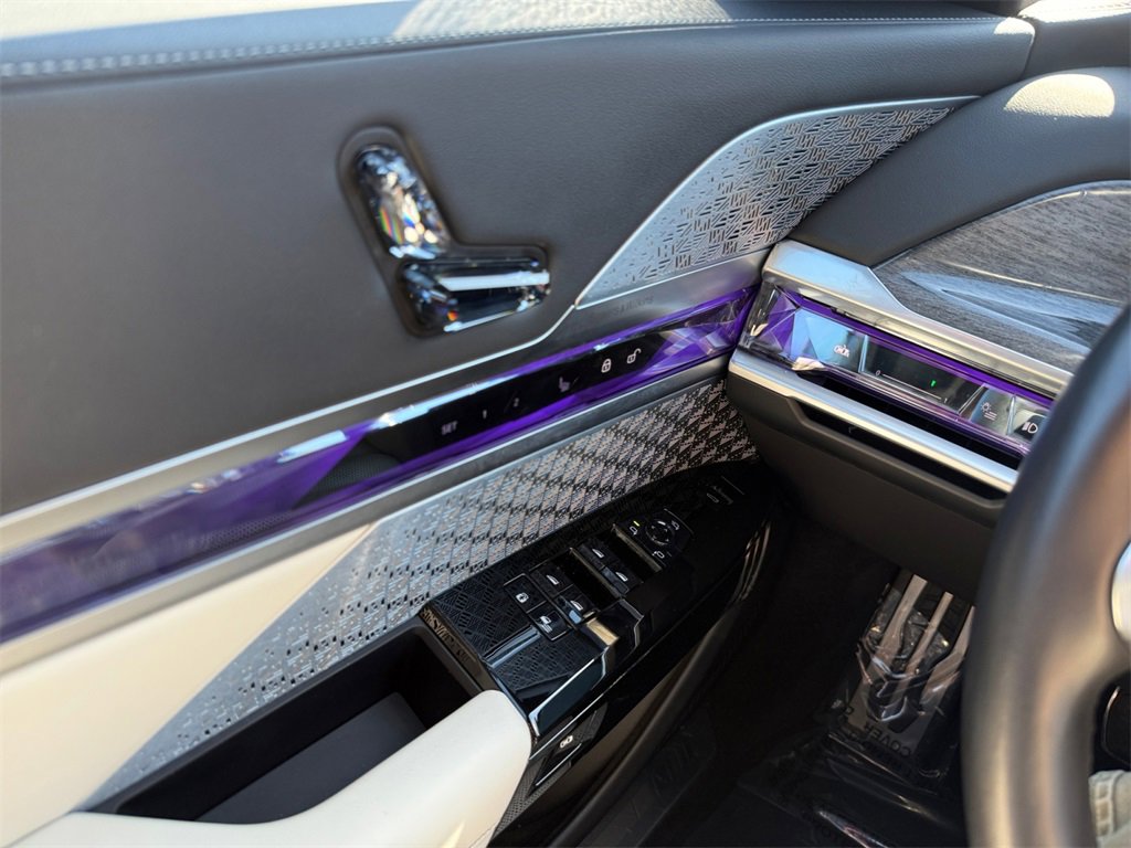 Certified 2023 BMW 760i xDrive 760i xDrive w/ Luxury Rear Seating Package image 28