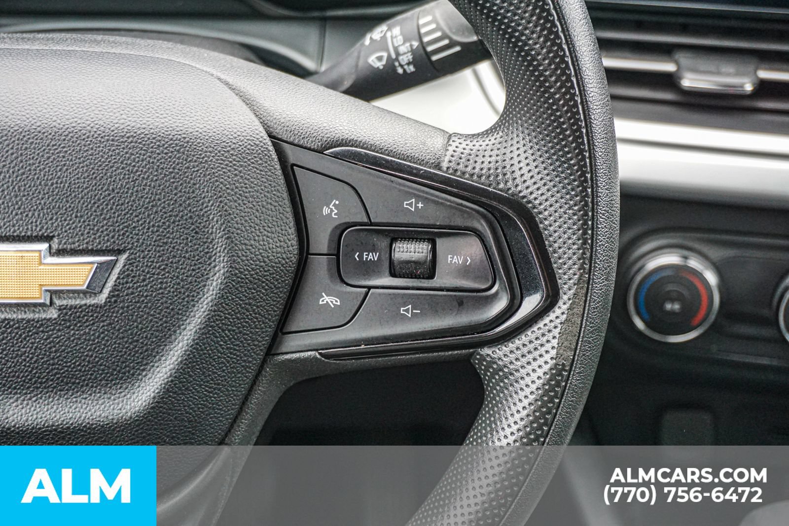 Used 2024 Chevrolet Trax LS FWD image 30