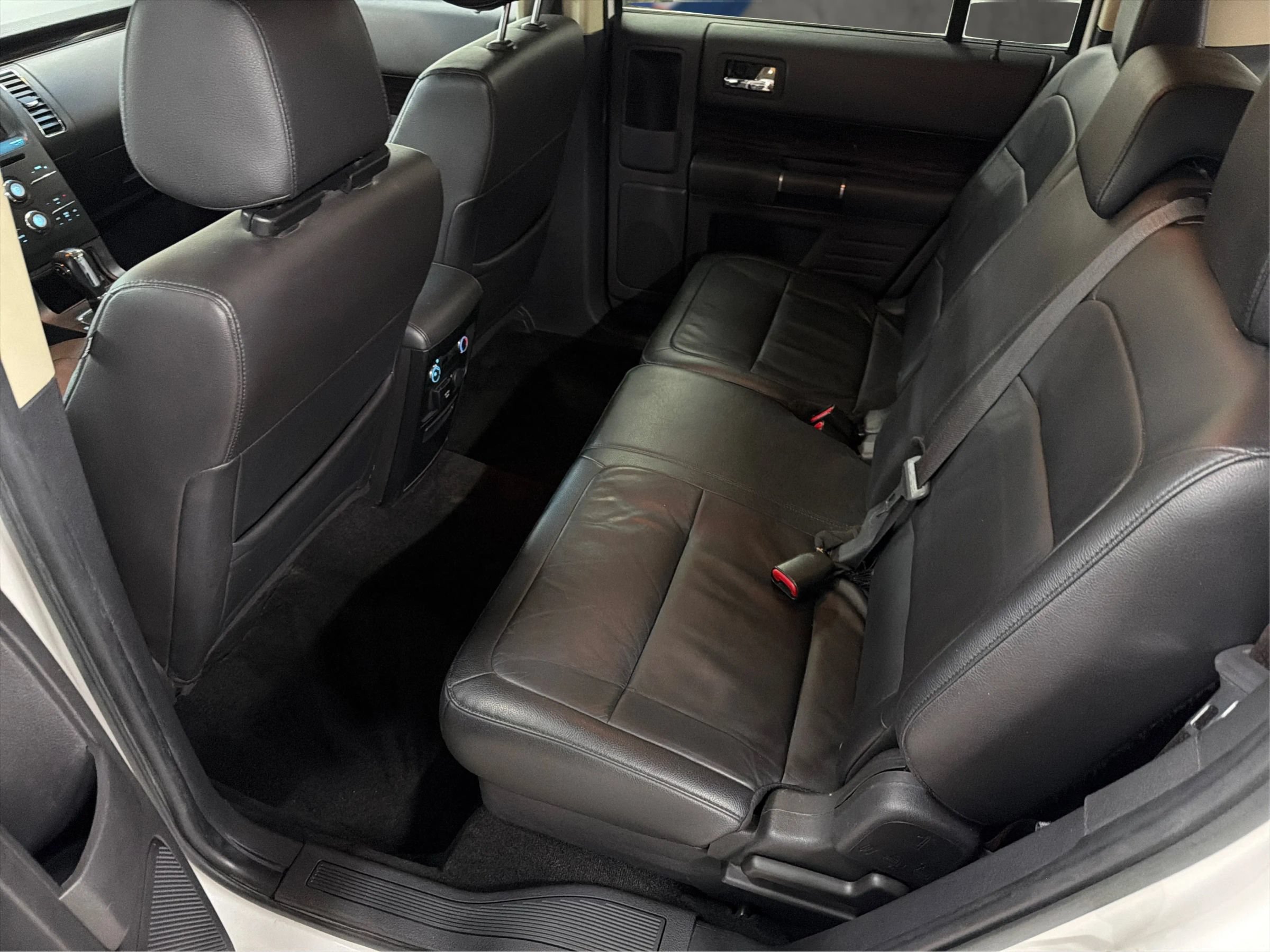 Used 2019 Ford Flex SEL w/ Equipment Group 202A FWD image 13