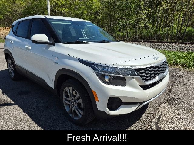 Used 2022 Kia Seltos LX AWD/4WD image 12