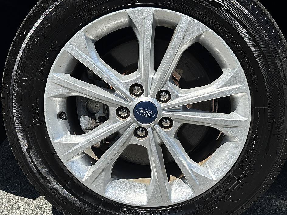 Used 2019 Ford Escape SEL AWD/4WD image 8