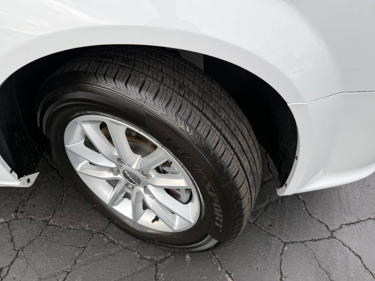 Used 2020 Dodge Grand Caravan SE FWD image 27